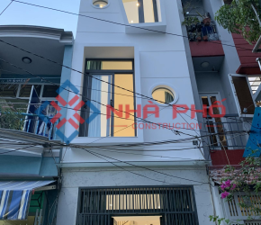 Giải pháp lấy sáng hiệu quả cho nhà phố